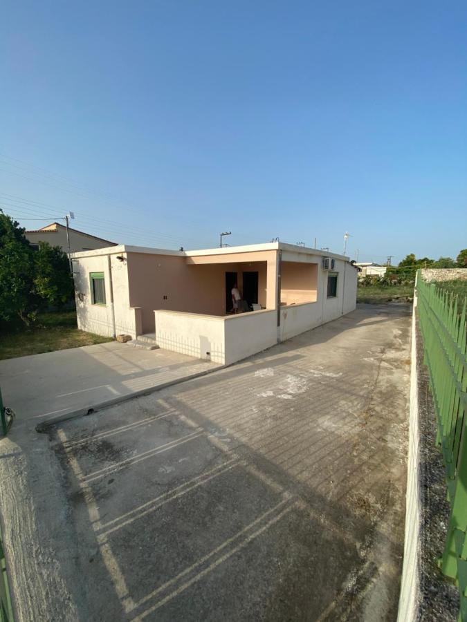 Villa Acrocorinthos House Esterno foto