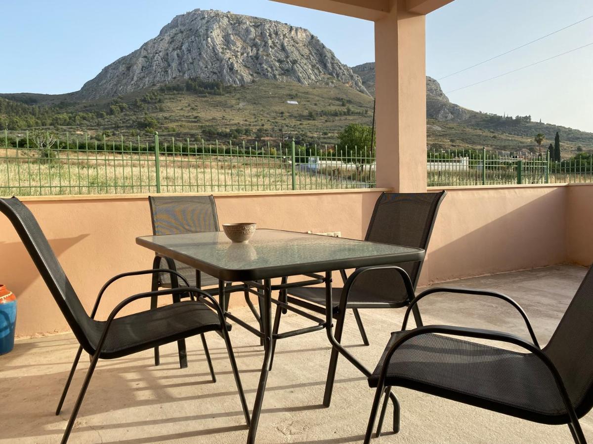 Villa Acrocorinthos House Esterno foto