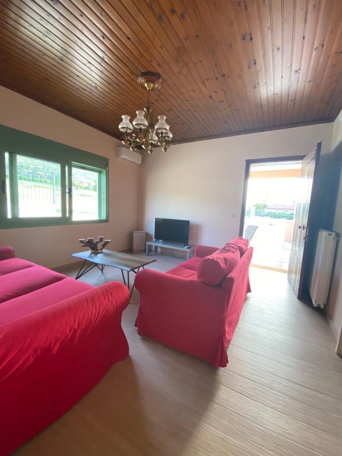 Villa Acrocorinthos House Esterno foto
