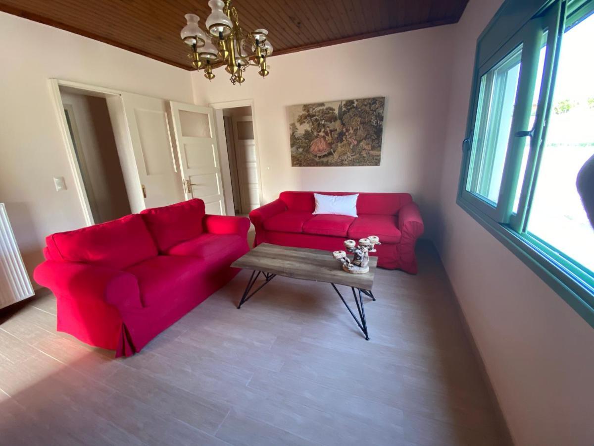 Villa Acrocorinthos House Esterno foto