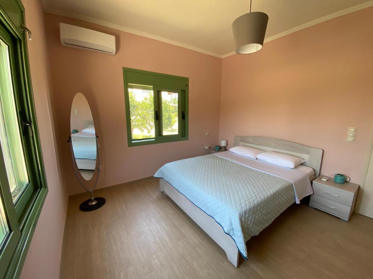Villa Acrocorinthos House Esterno foto