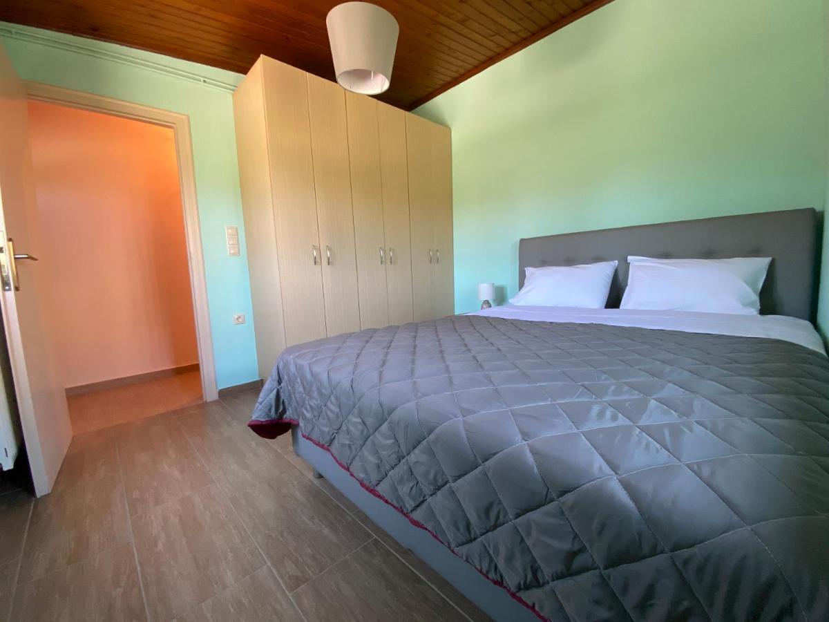 Villa Acrocorinthos House Esterno foto