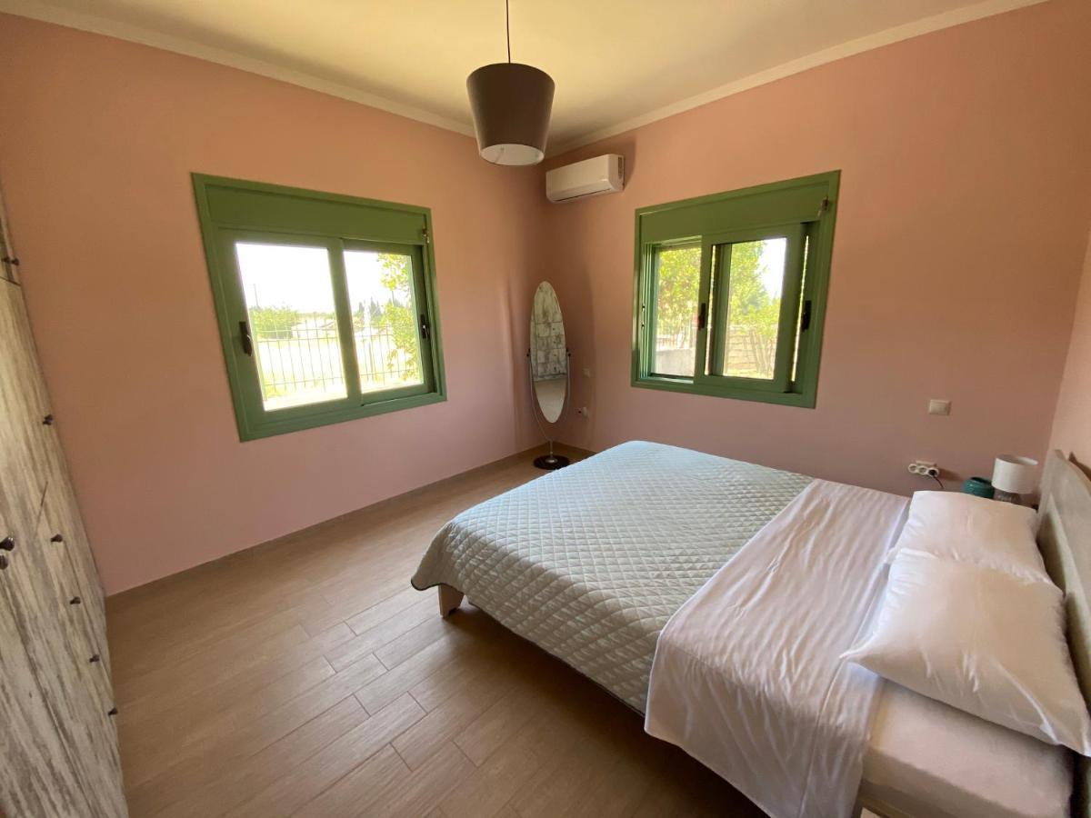 Villa Acrocorinthos House Esterno foto